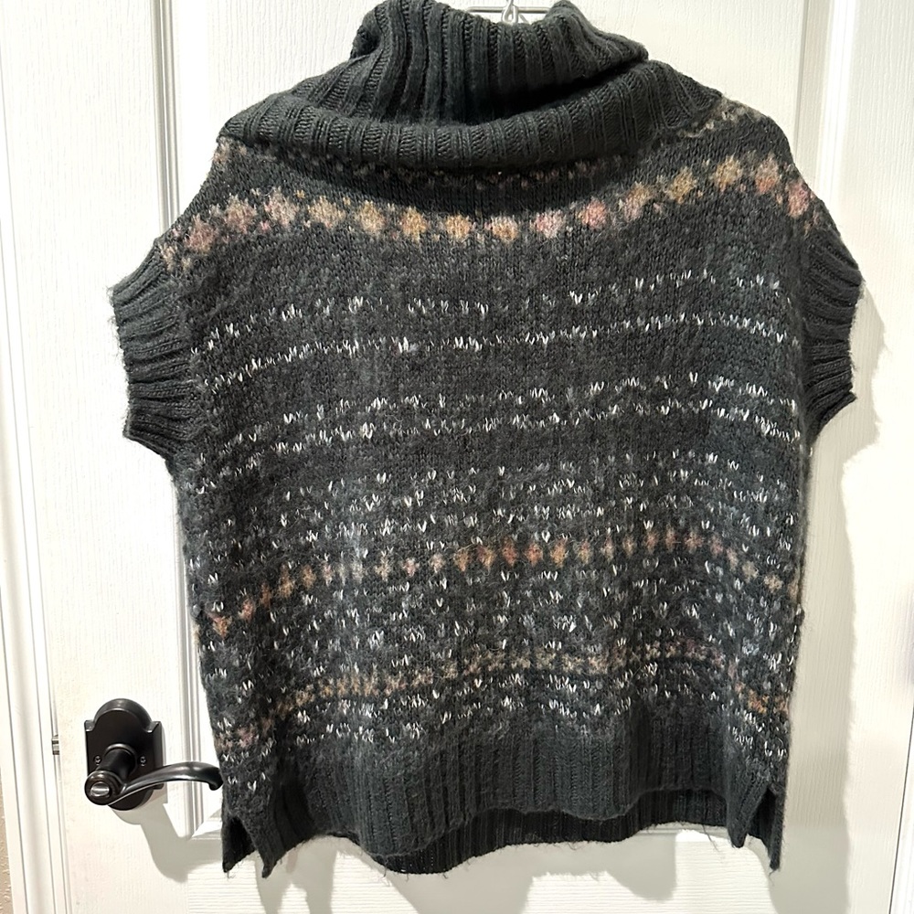 Free People Snow Bunny Fair Isle Gray Cowl Neck Short Sleeve Wool Sweater S - Picture 8 of 9
